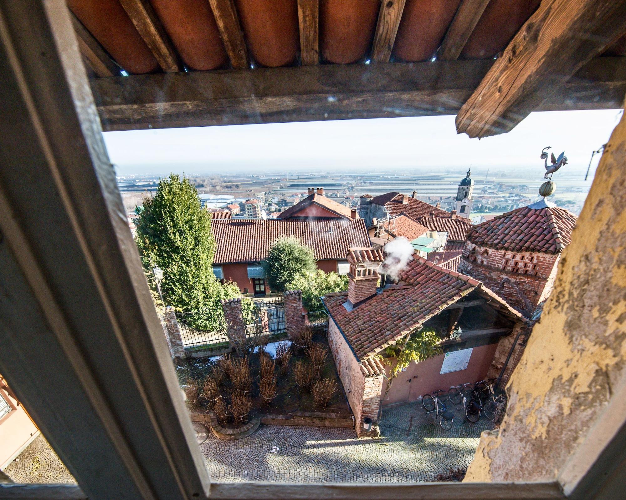 Hotel Castello Rosso Costigliole Saluzzo Exterior foto