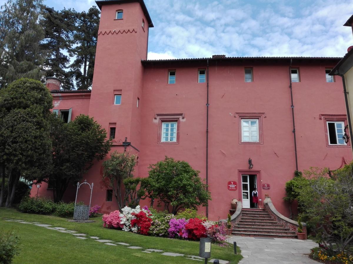 Hotel Castello Rosso Costigliole Saluzzo Exterior foto