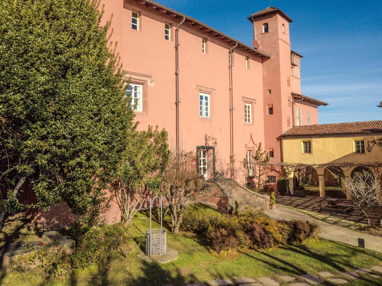 Hotel Castello Rosso Costigliole Saluzzo Exterior foto